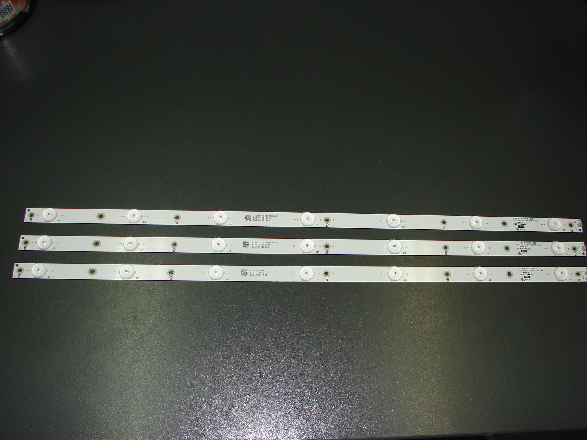 LED ленти за подсветка Philips ,LG 32"